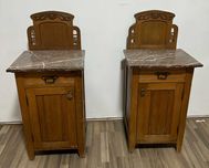 Set 2 Noptiere vintage din lemn masiv; Noptiera cu usa si sertar