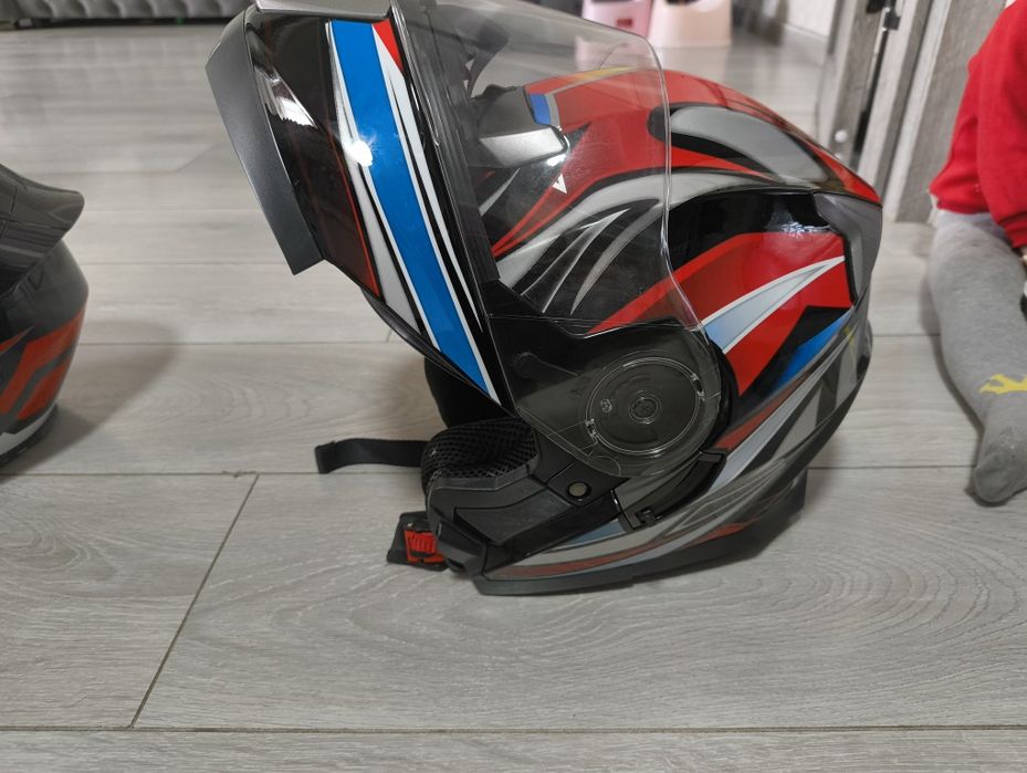 Продам мото шлемы. Как новые