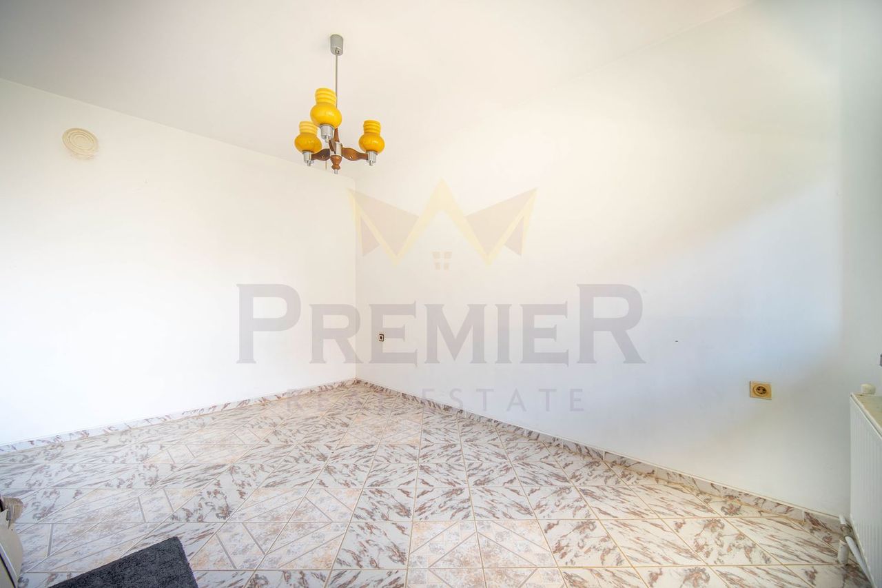 Продава се Тристаен апартамент в Каварна - 104 кв.м за 866 €/кв.м - Снимка #6