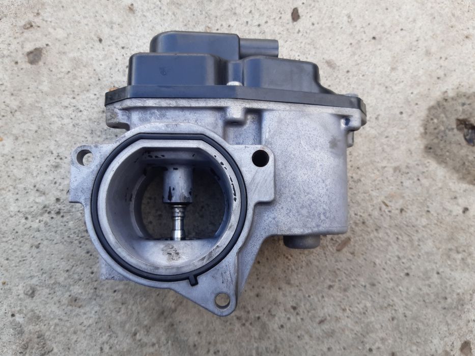 Clapeta accelerație / EGR audi a6 c6 4f / AUDI a4 b8 2.0 tdi motor CAG
