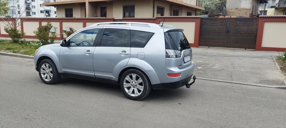 Mitsubishi Outlander 2009