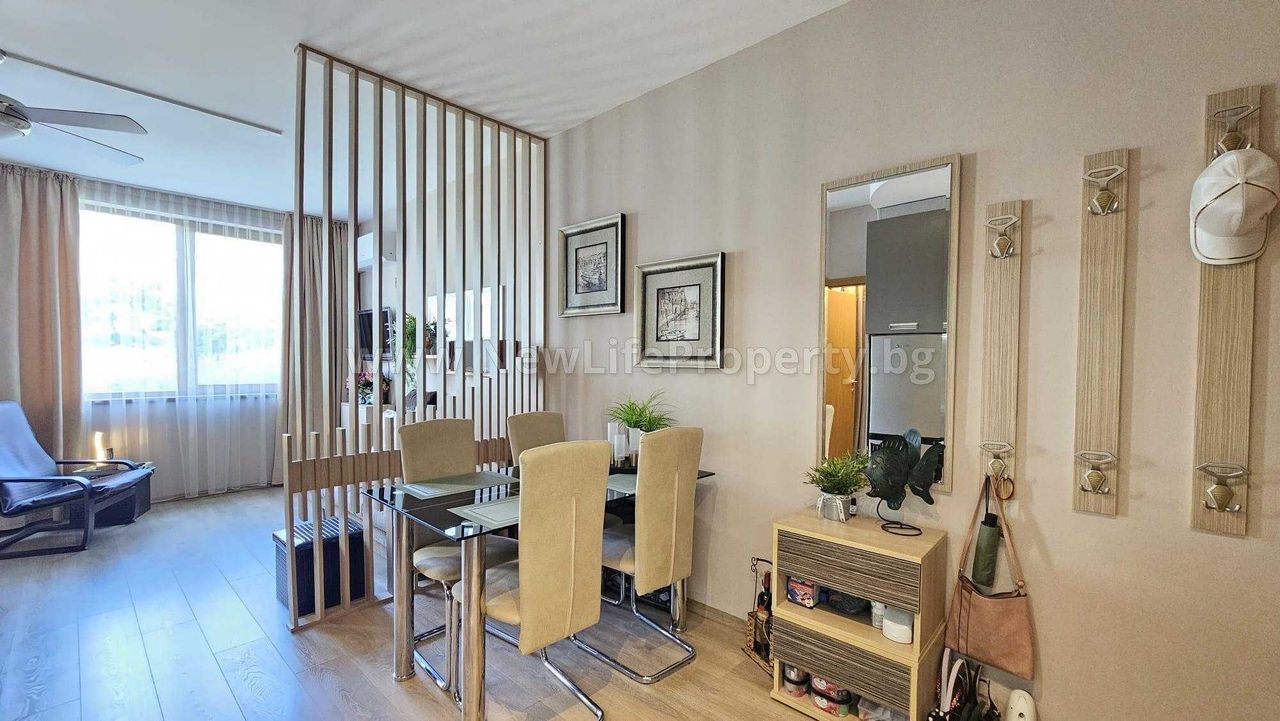 Продава се Едностаен апартамент в Свети Влас - 45 кв.м за 1834 €/кв.м - Снимка #2