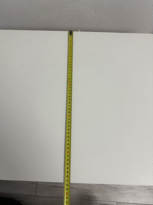 Vând comodă cu masă de înfășat incorporată