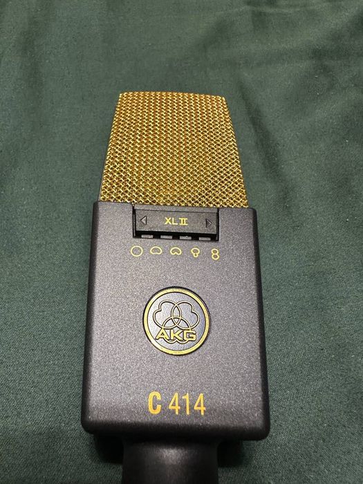 Профессиональный Студийный Микрофон AKG C-414 Xll