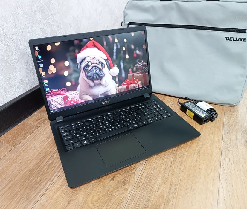 Ноутбук Acer Aspire + Сумка.