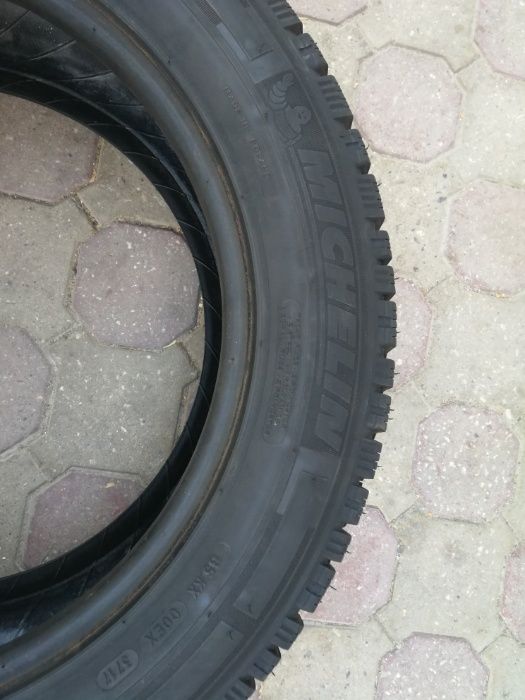 1 бусова зимна гума R17C 215/60 Michelin 109/107T M+S 8PR 96лв. С ДДС