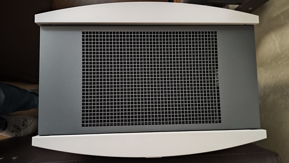 Пречиствател за въздух Blueair Classic 680i