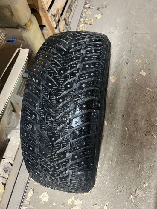 Шины зимние шипованные kapsen 215/50 R17