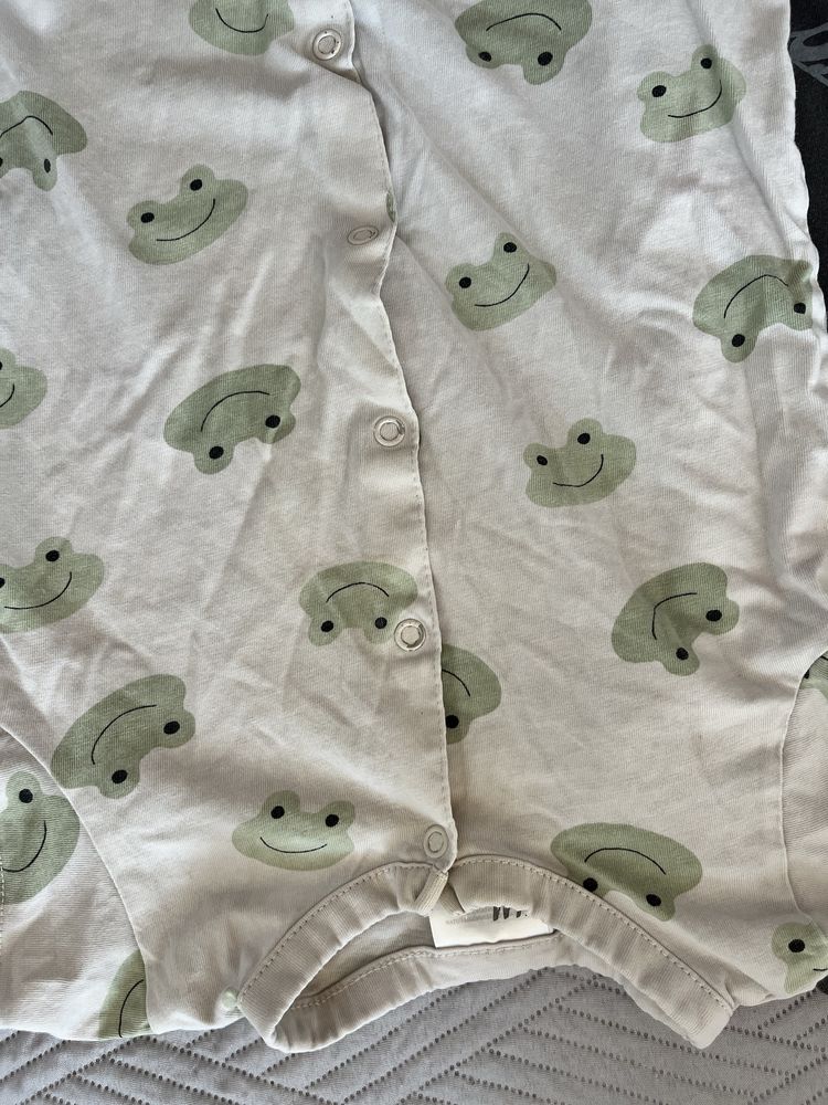 Pijamale salopeta h&m 80