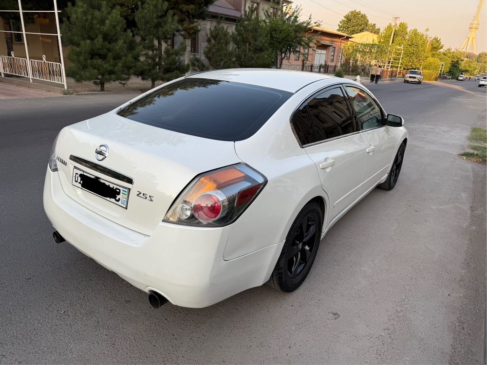 Altima 2008 yil Avtomat