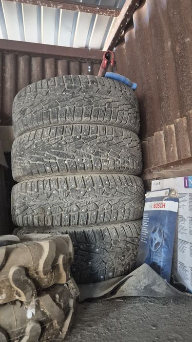 Зимний покрышка шипы,185/60/14 размер