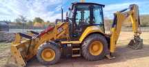 Buldoexcavator de închiriat.