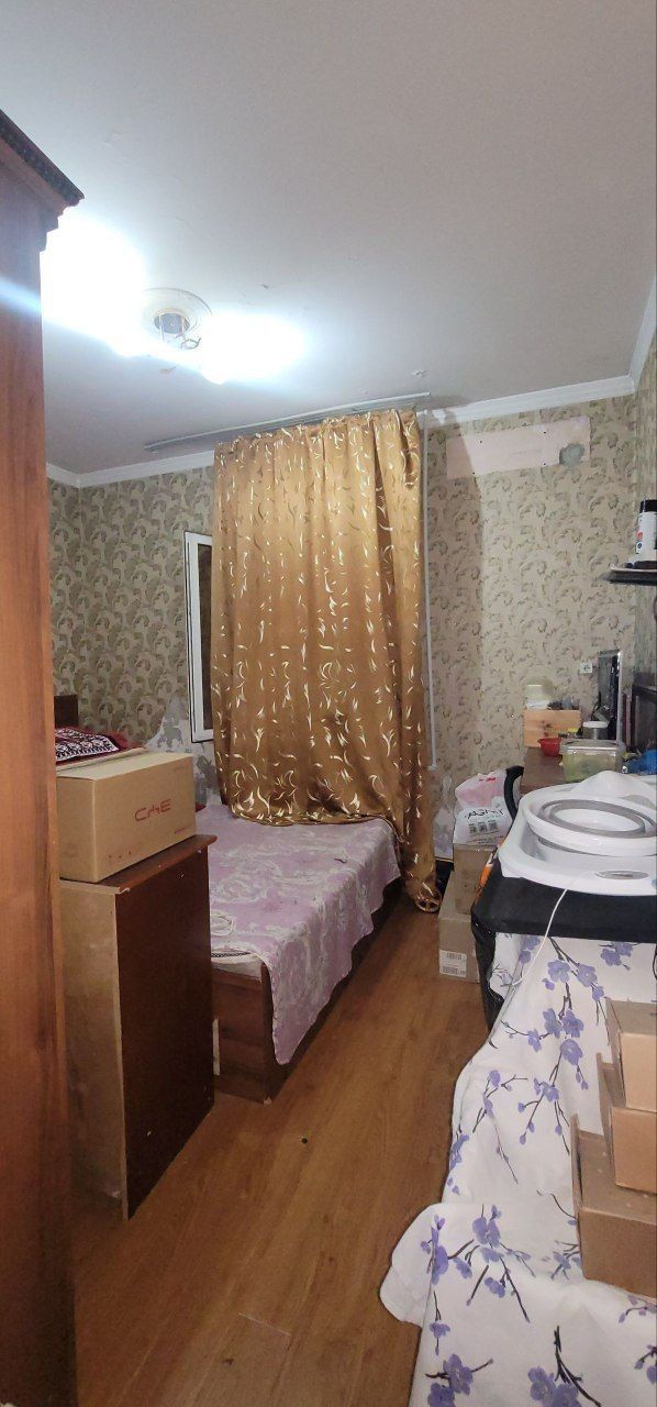 Юнусабад 8 - 5/2/9.    112м²