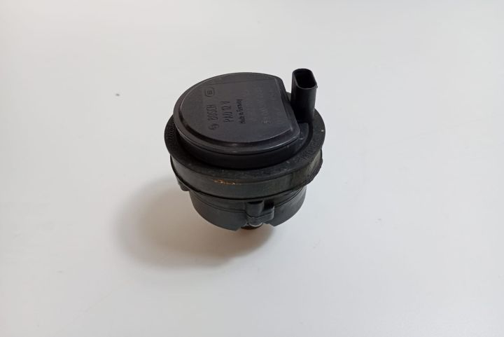 Pompa  recirculare apa A0005000686 Mercedes-Benz GLA-Class  seria