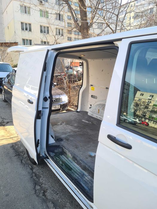 Dubă Volkswagen Transporter 2.0TDI (110kw) 150cp Euro 6