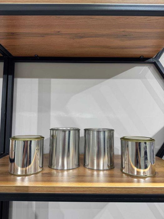 Металические банки и ведра для масла и краски