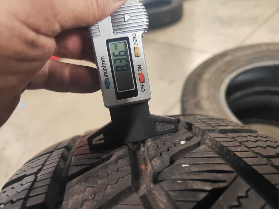 2бр.зимни гуми 205/65/16C Hankook
