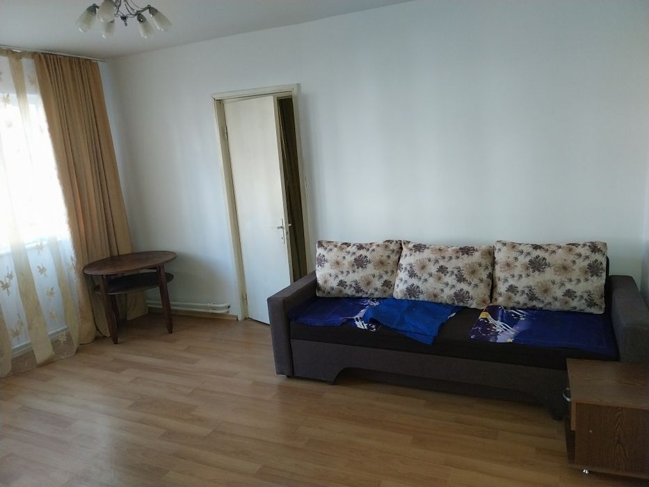 Ofer spre închiriere apartament 2 camere 1000 lei