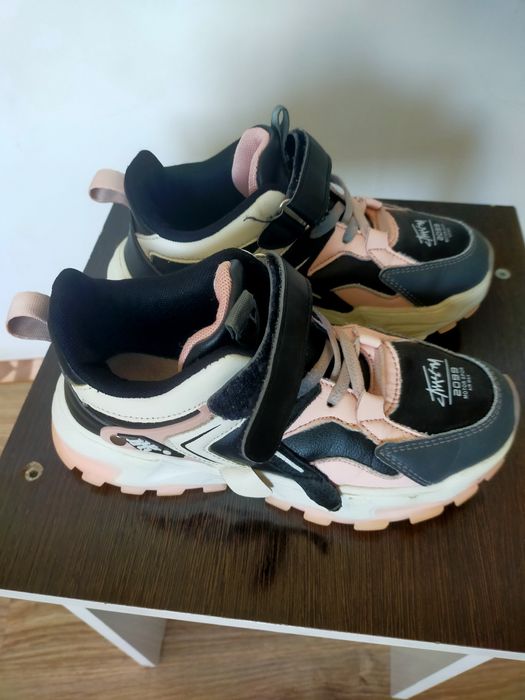 Кроссовки кроссовки