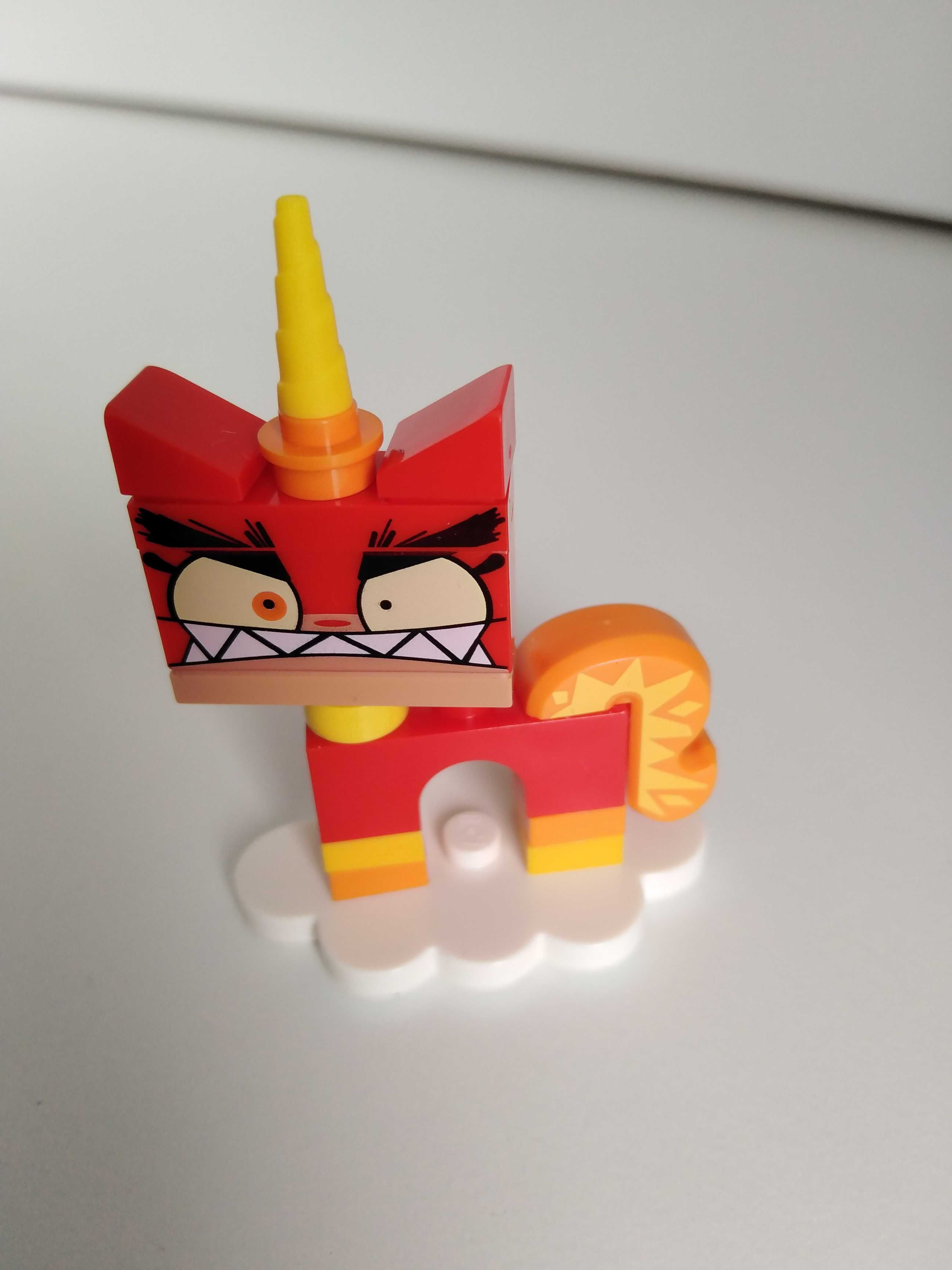 Lego минифигурки Unikitty