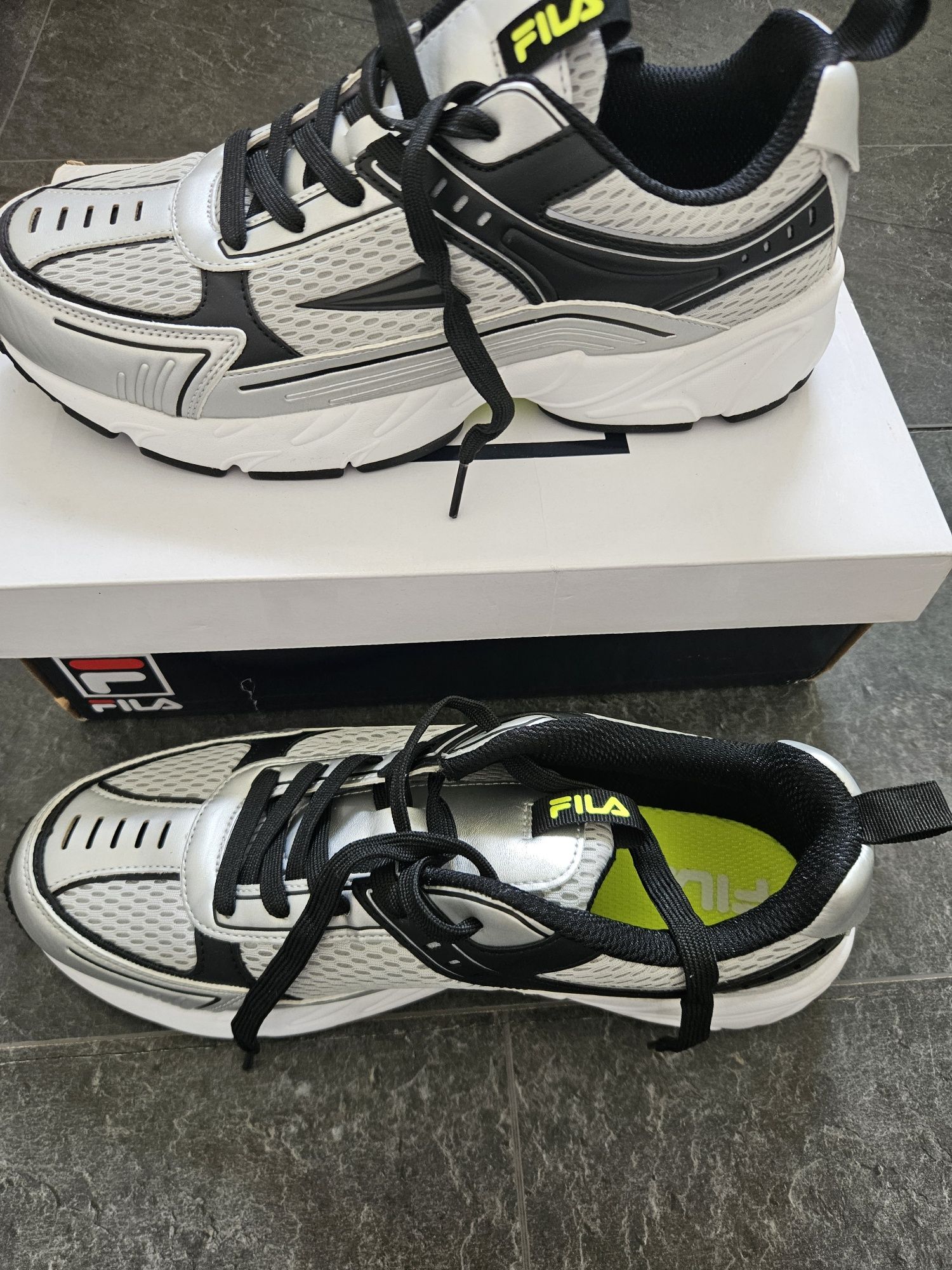 Мъжки маратонки Fila