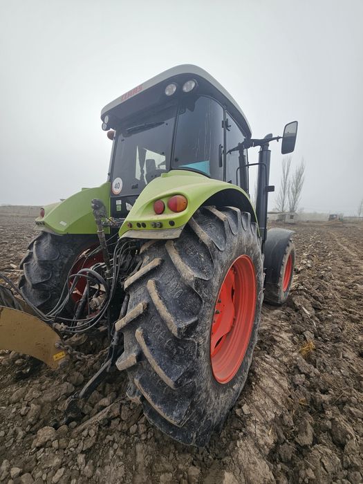 Claas Arion 630c