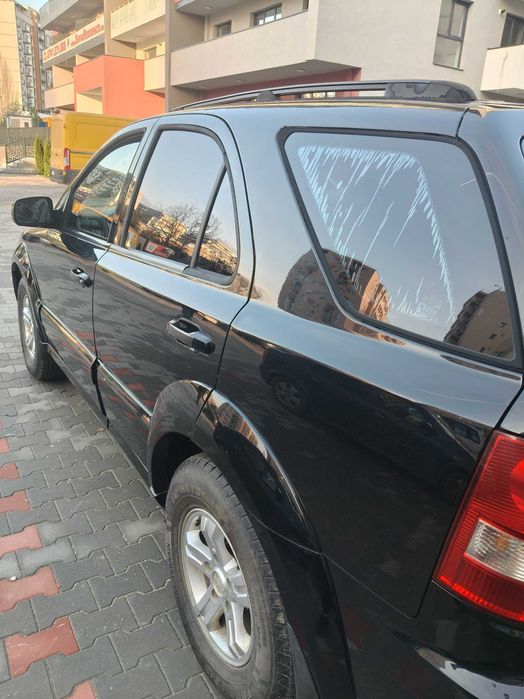 Vând KIA Sorento 2.5 140 cp automat