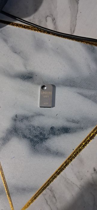 Флешка сатамын 4GB