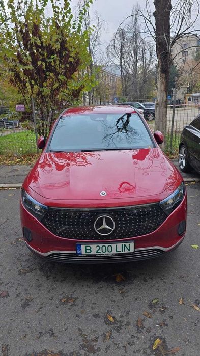 Inchiriem Mercedes Benz - Nistour.ro