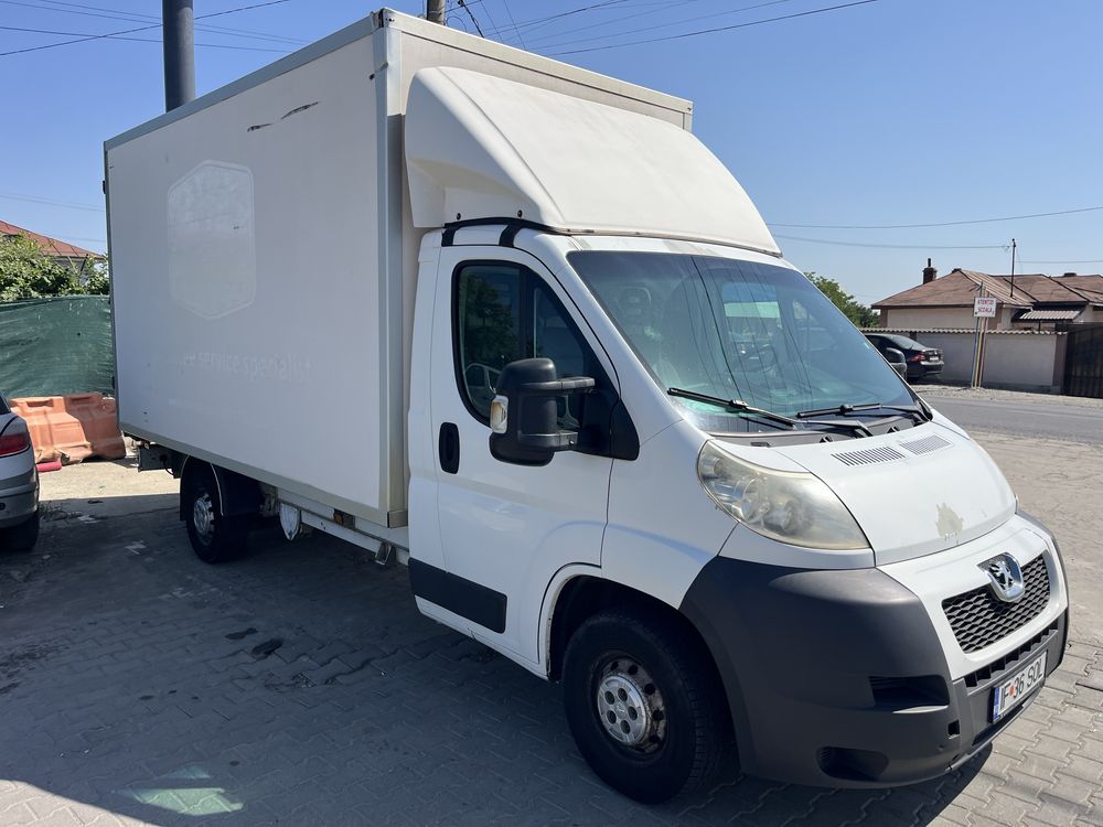 Peugeot Boxer 2.2 Diesel – Caroserie Cub, AC, 143.000 km, An 2014