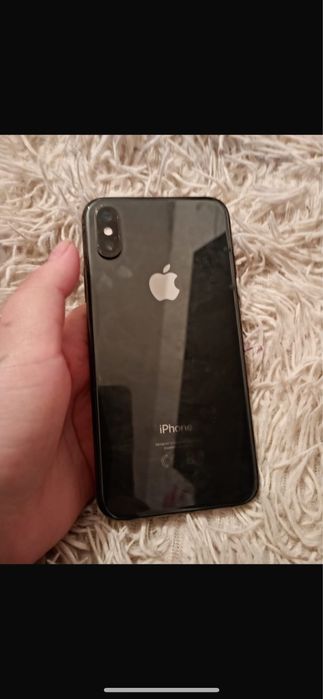Продам айфон xs