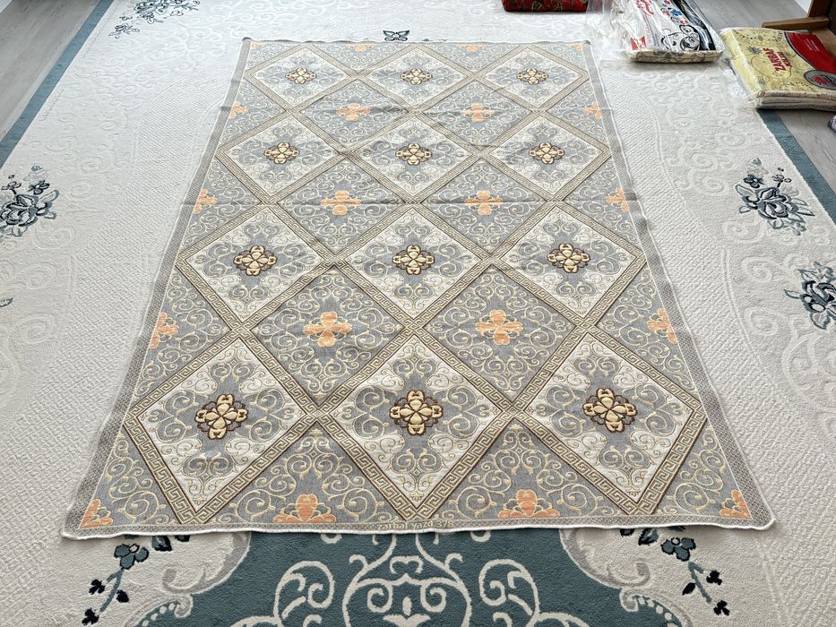 покривалка                 .