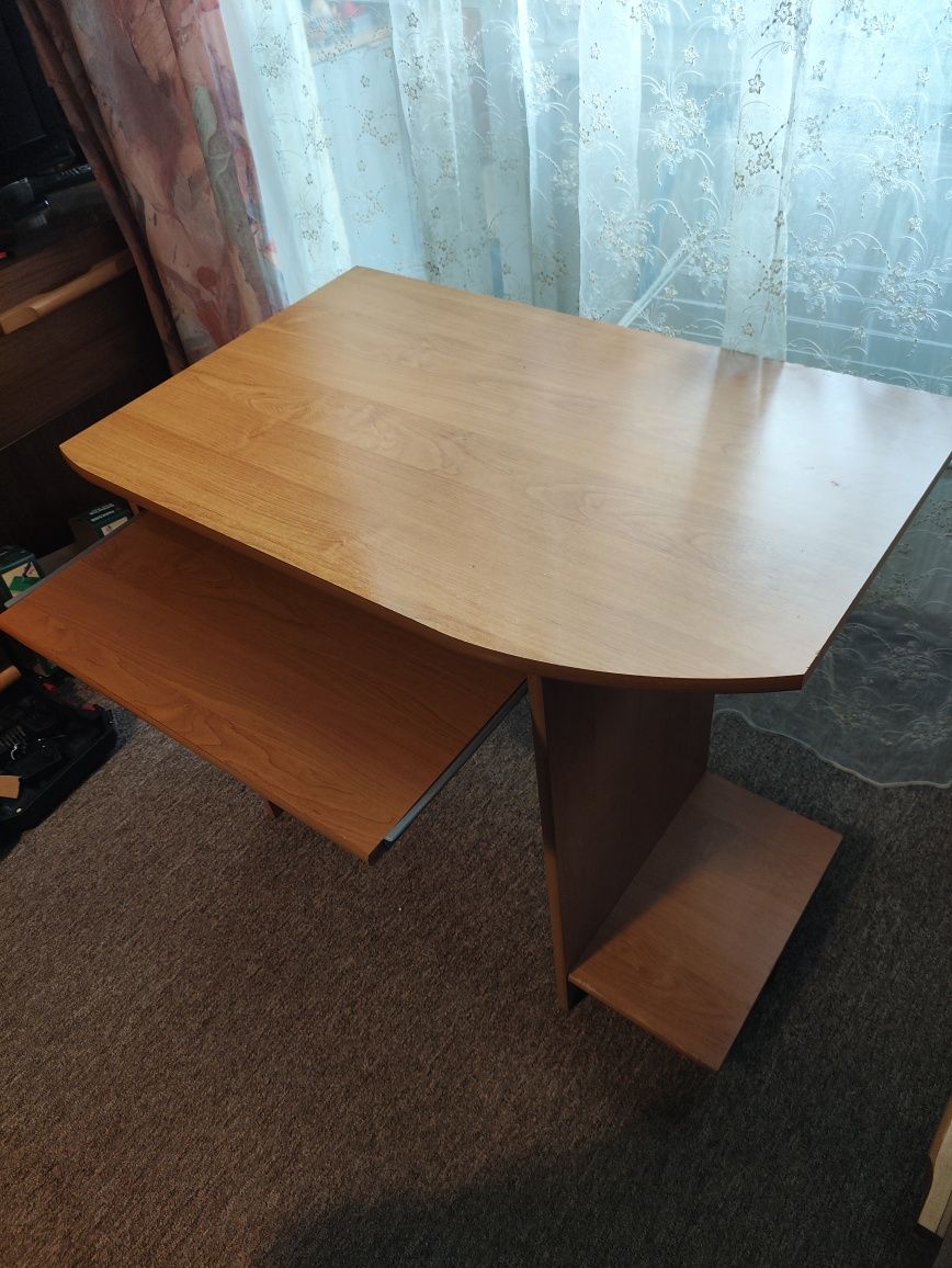 Бюро за компютър 80/75
