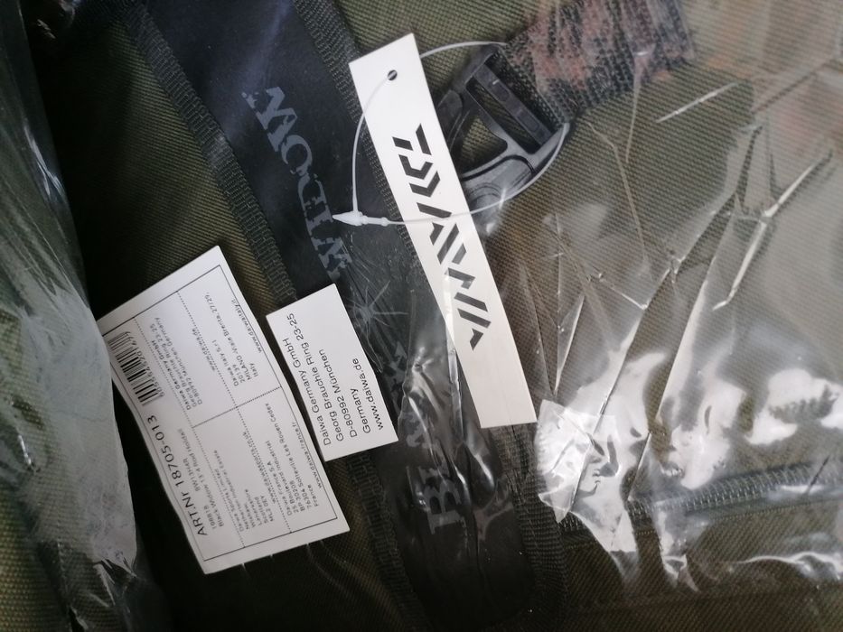 Huse DAIWA Black Widow 13 Ft pentru 4 lansete echipate
