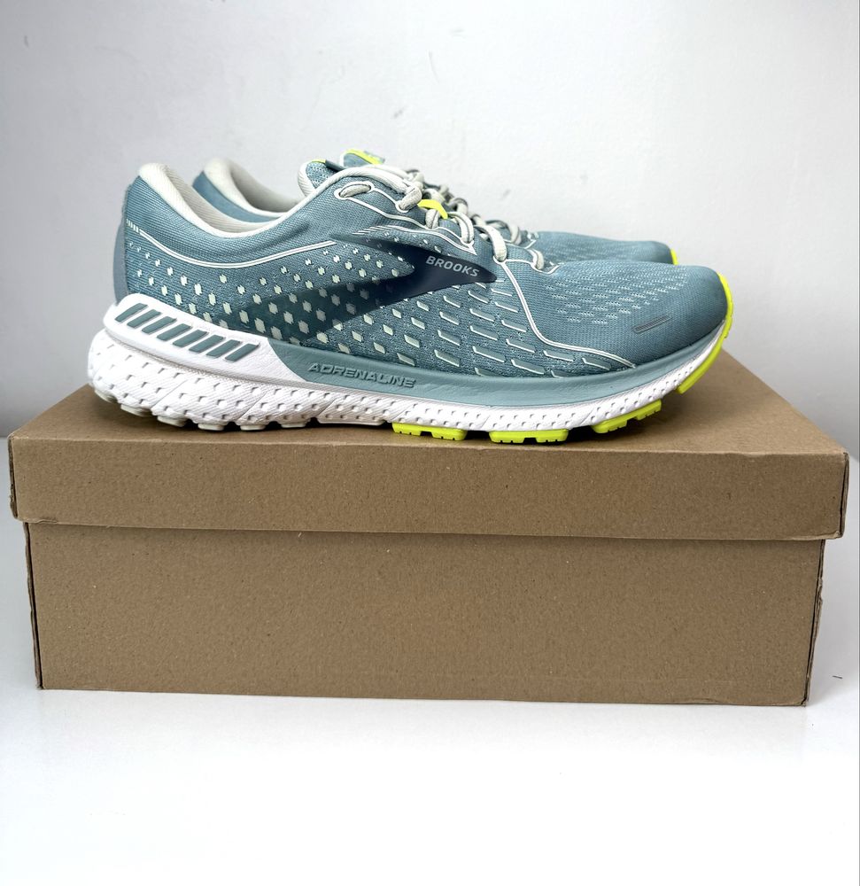 Brooks Adrenaline  (41) , 26.5см. Маратонки за Бягане