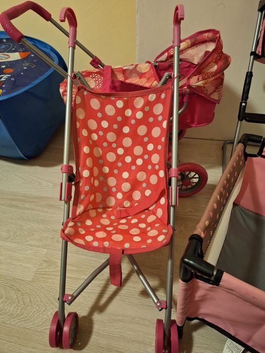 Колички за кукли, легло и столче за хранене