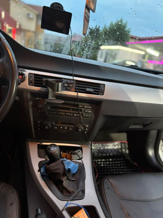 Vând BMW e91 motor făcut de la 0