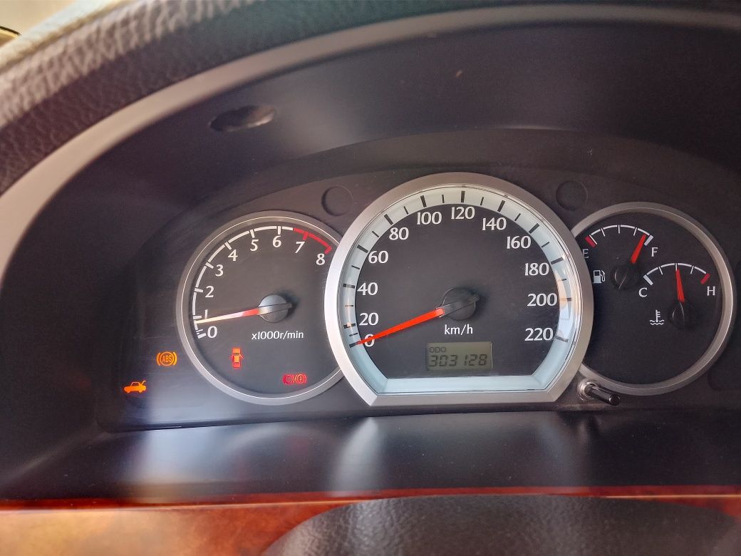 Lacetti продается
