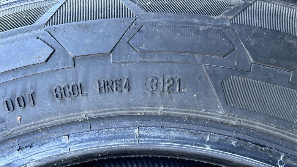 2бр 215/65/16с на 6мм с 21дот