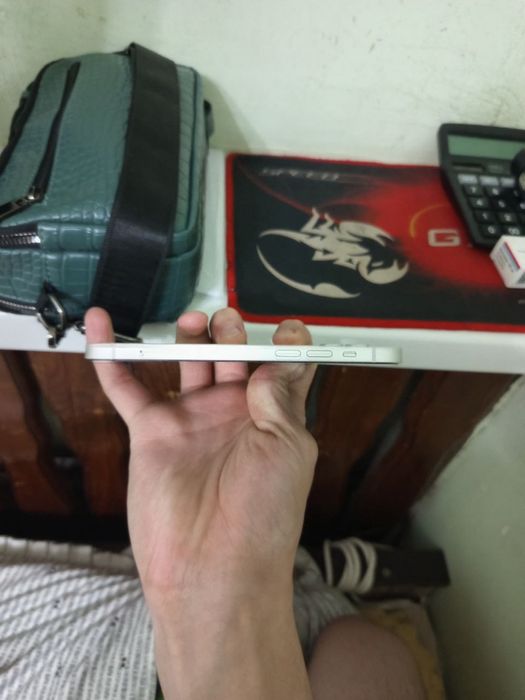 iphone 12 ozimiki oladgonla tel qsin.