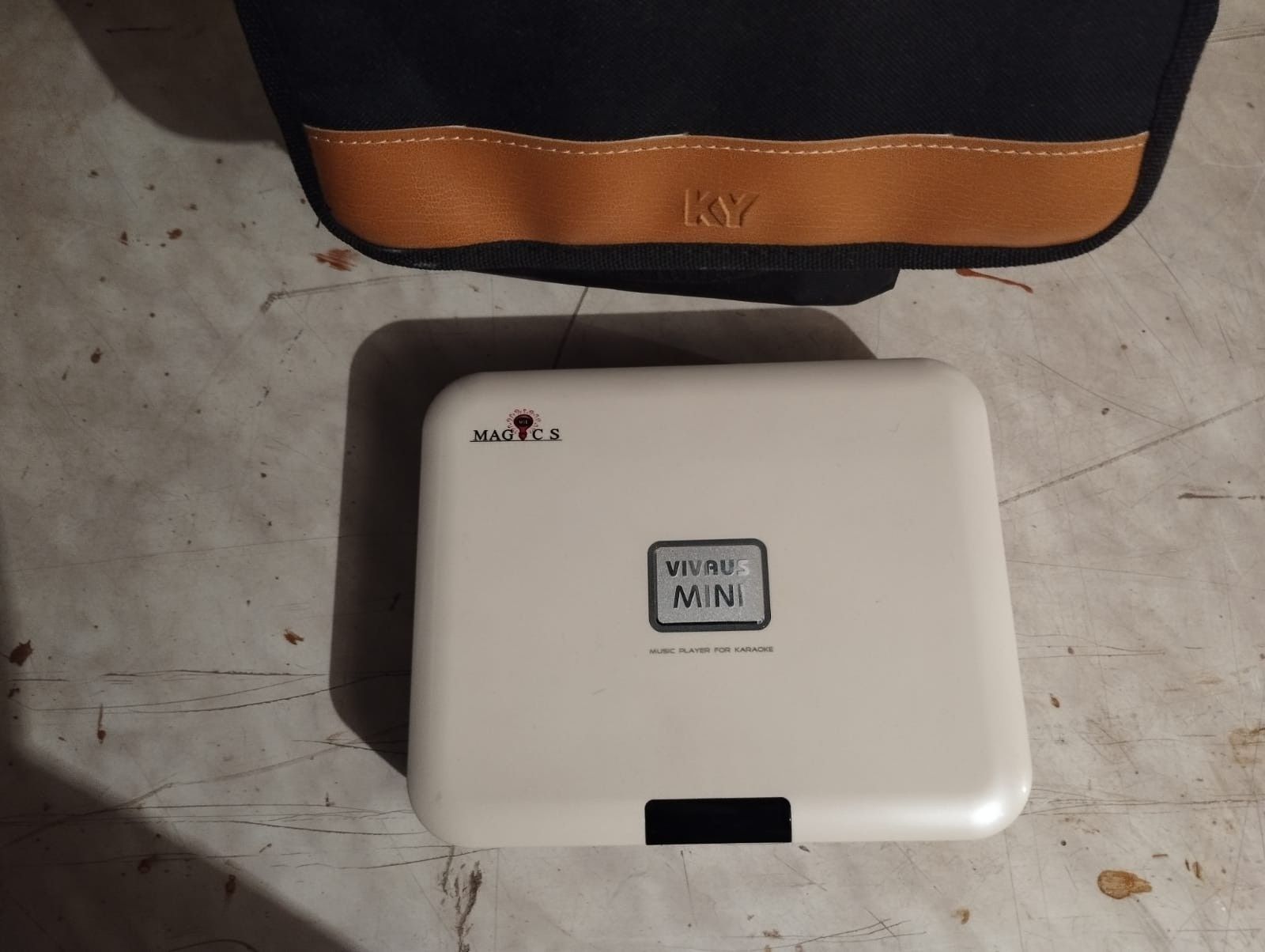 Kumyoung Vivaus Mini Computer Music Player  For  Karaoke KMS-6100