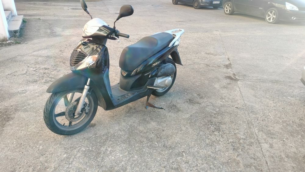 Honda Sh 125i (Categ B)