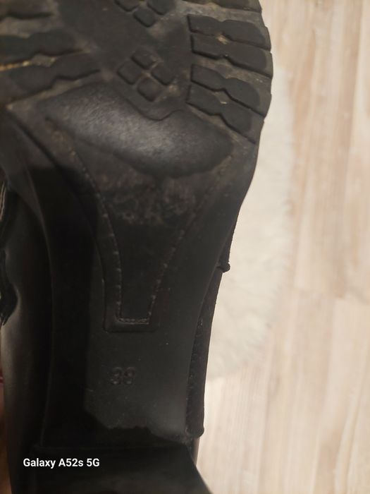 Дамски черни боти