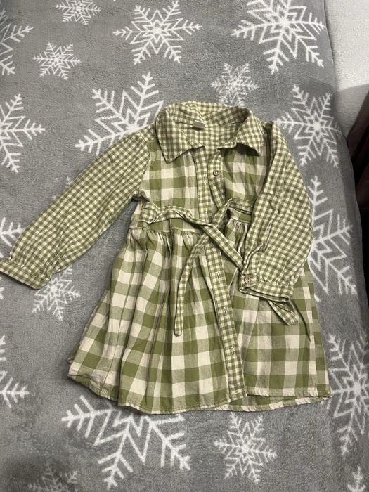 Детски рокли и комплекти