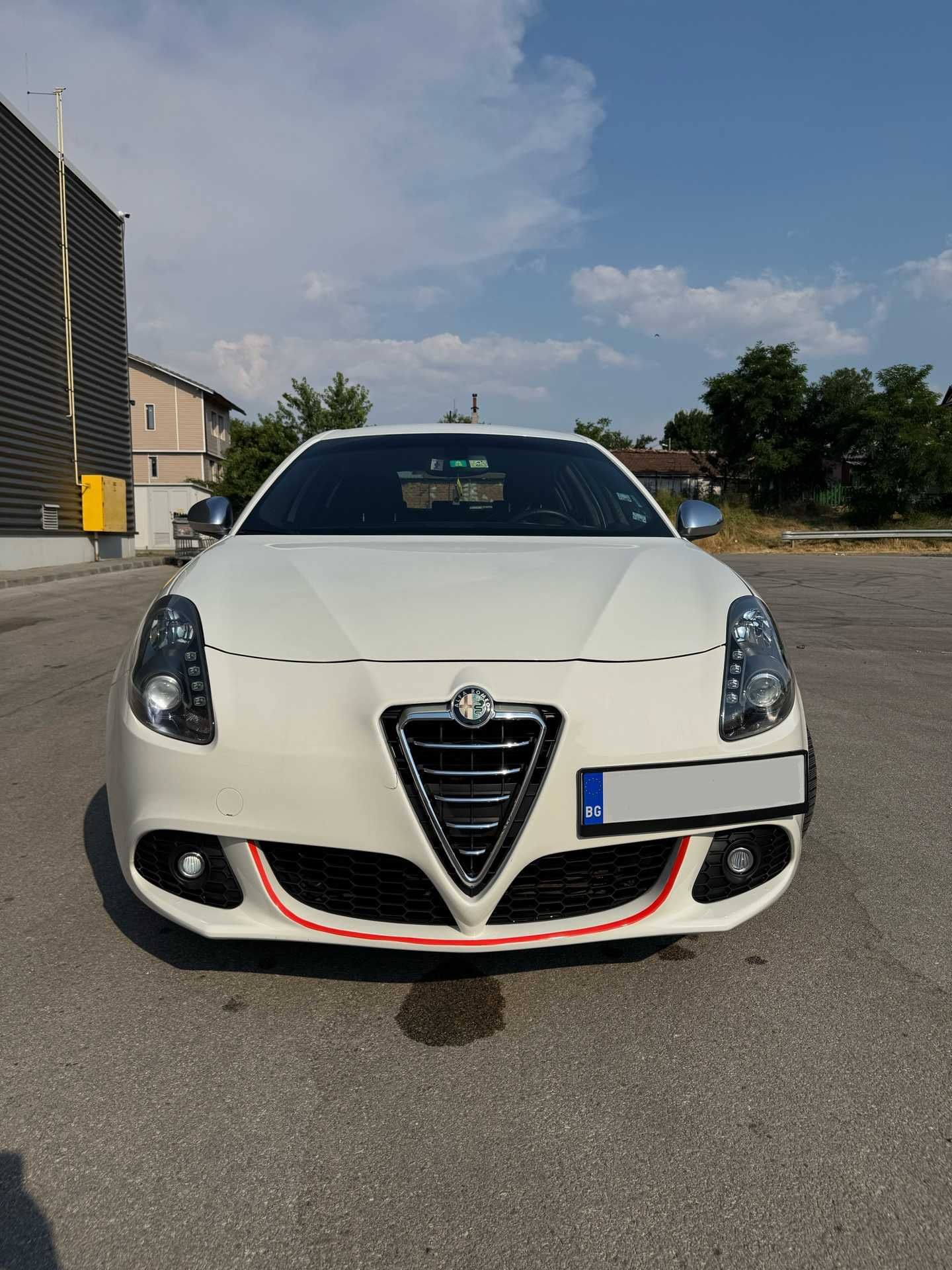 Alfa Romeo Giulietta 2.0 Бензин 2015