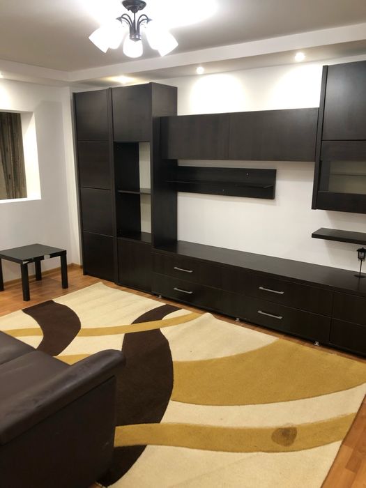 Proprietar, inchiriez ap 2 cam decomandat, Piata Dacia, mobilat/utilat