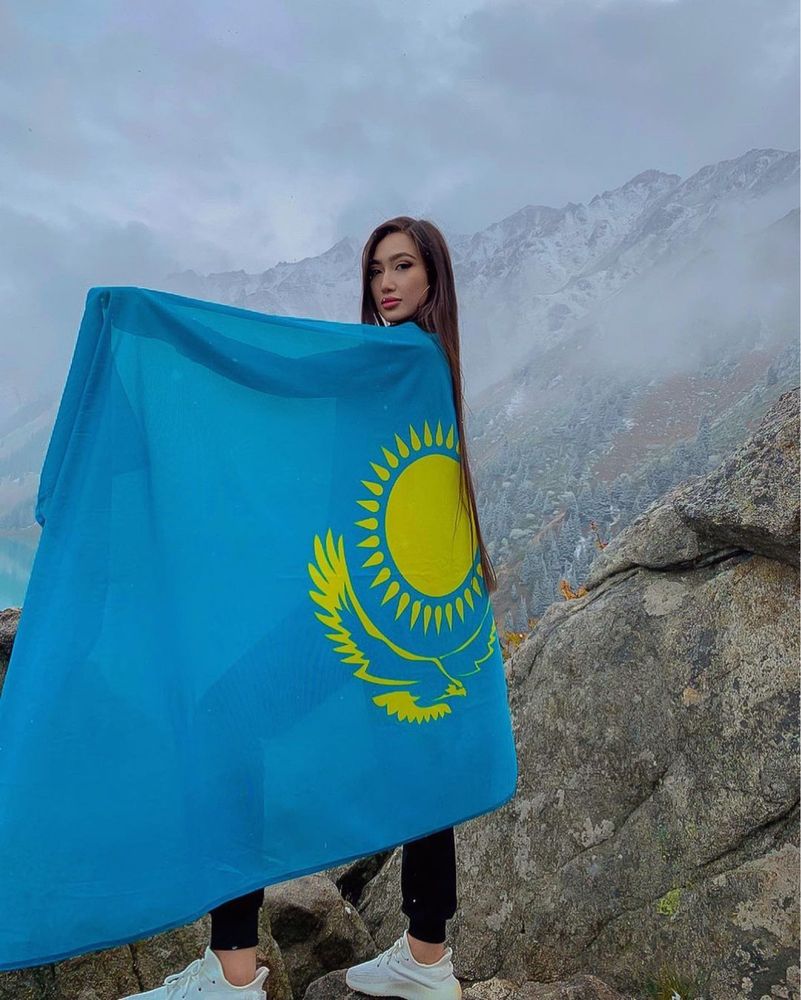 Большой флаг Казахстана. Казахстанские флаги. Оптом и в розницу.