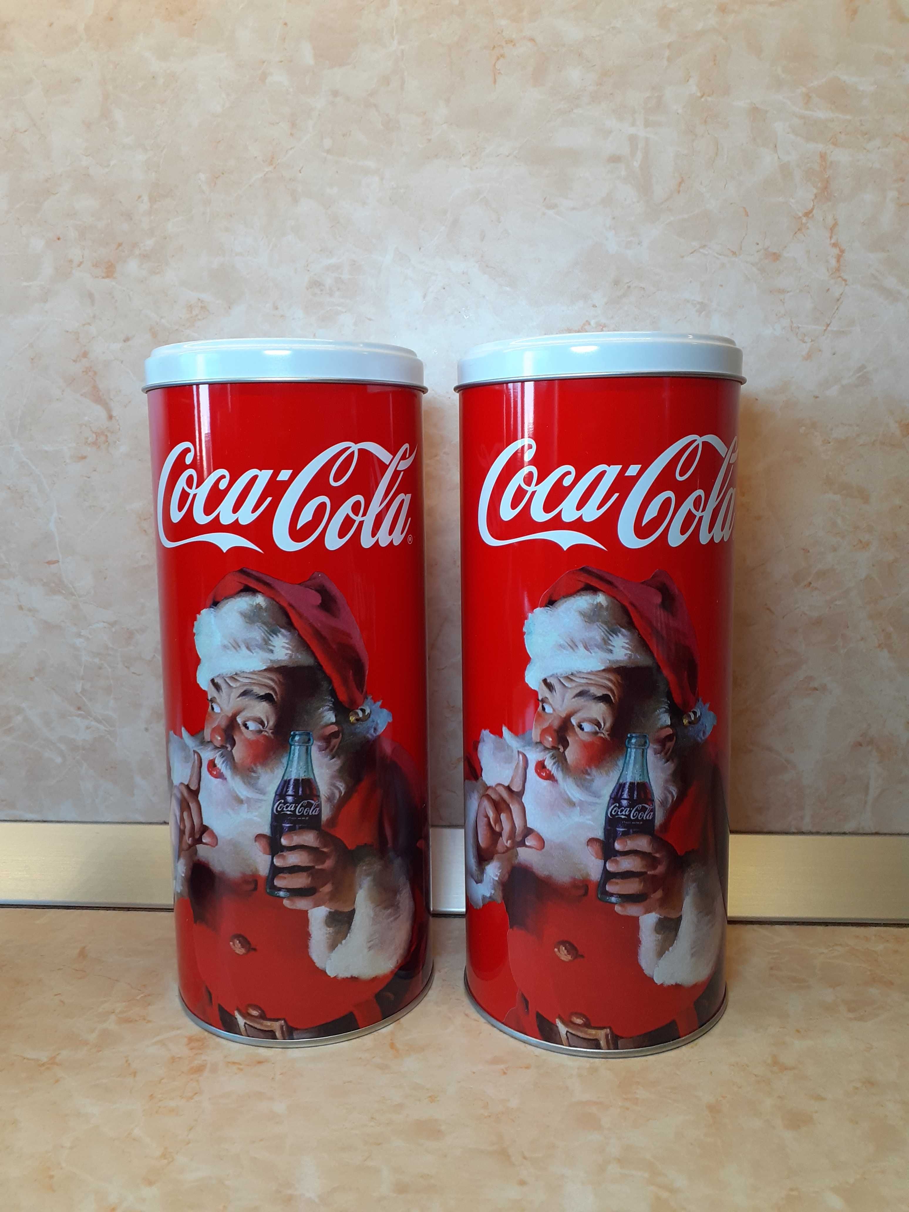 Коледни кутии на Coca cola.