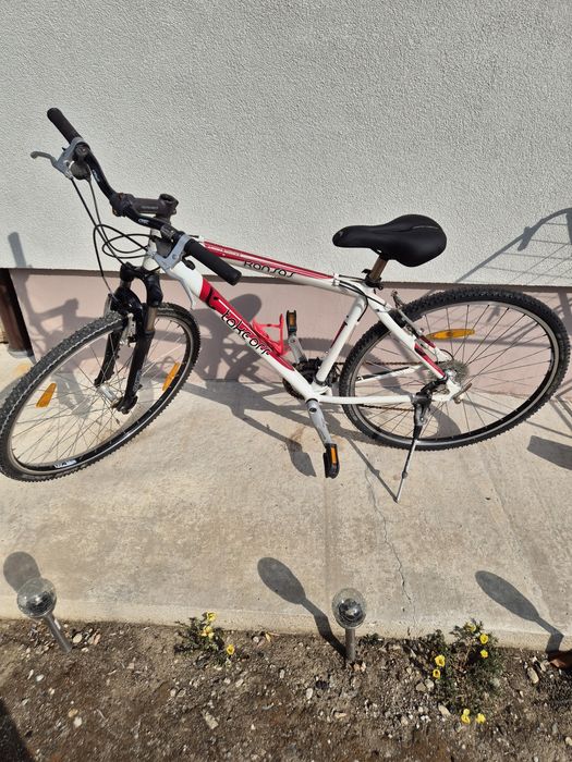 Vând bicicletă Kansas 28"