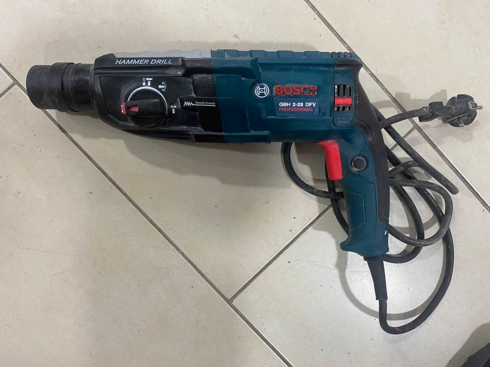Перфоратор Bosch GBH 2-28